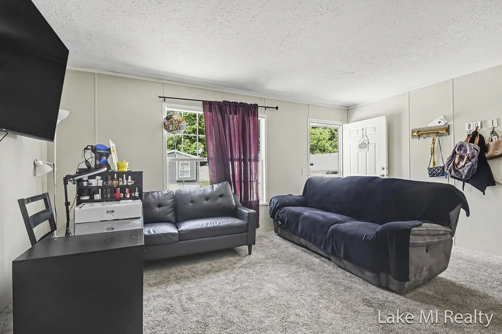 357 S Hardwick Drive SW Grand Rapids City MI 49548