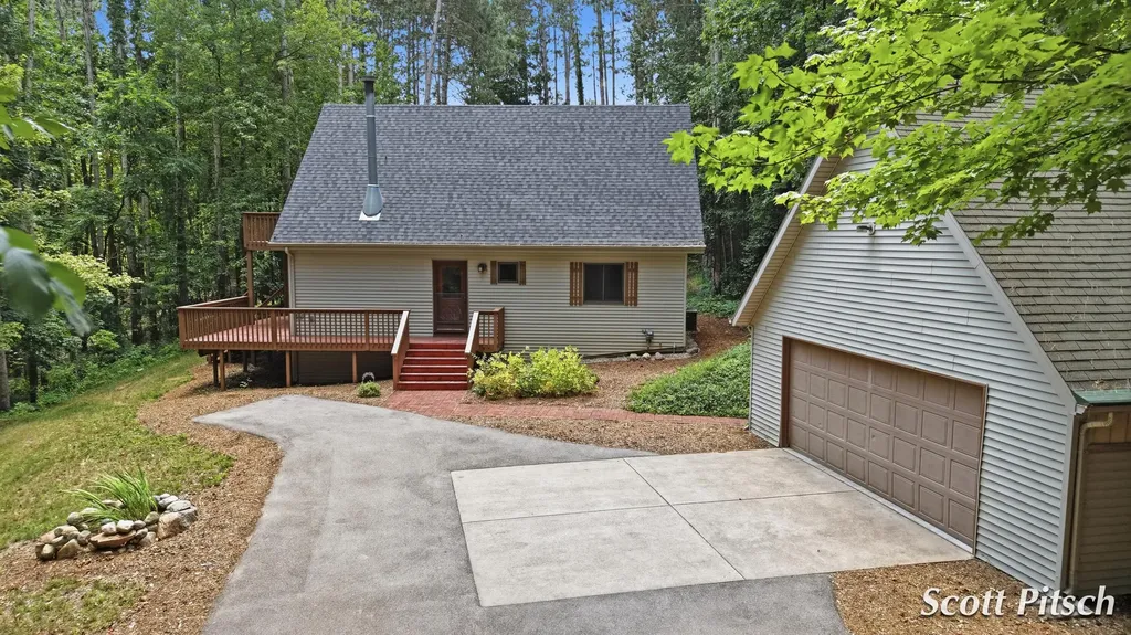 1450 N Payne Lake Road Yankee Springs Township MI 49333