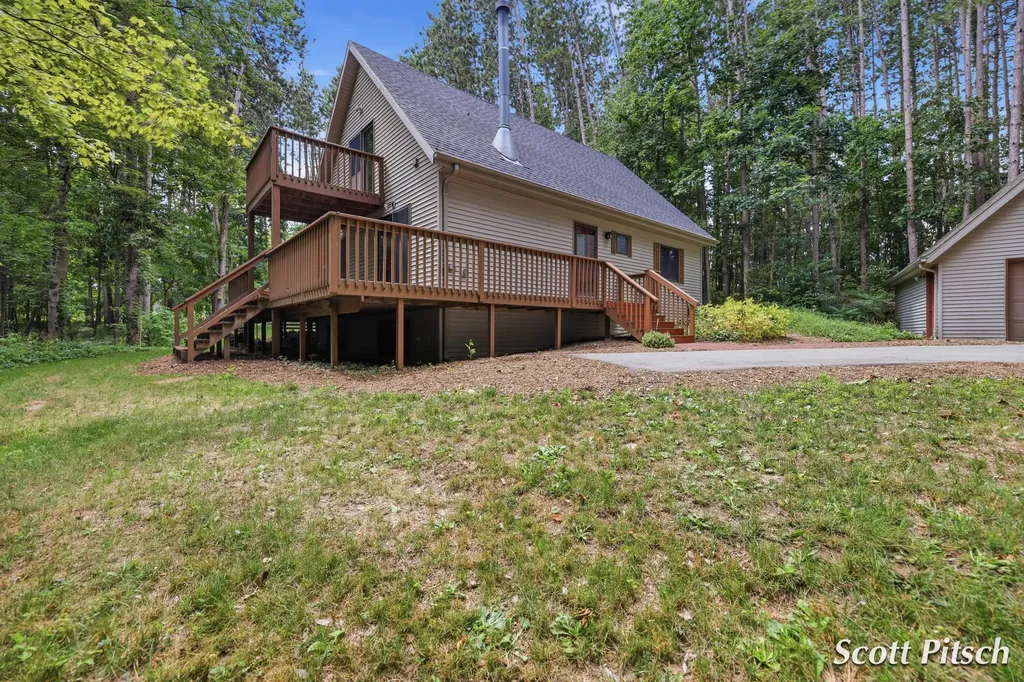 1450 N Payne Lake Road Yankee Springs Township MI 49333