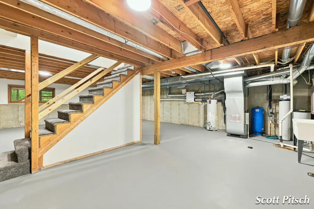 1450 N Payne Lake Road Yankee Springs Township MI 49333