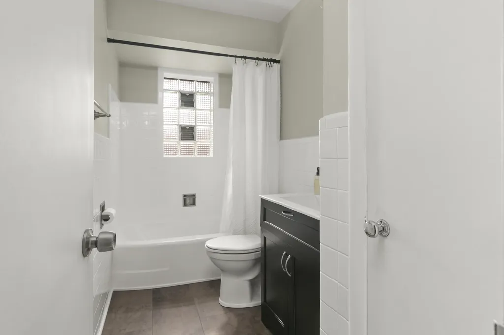 1701 8th Street NW Grand Rapids City MI 49504