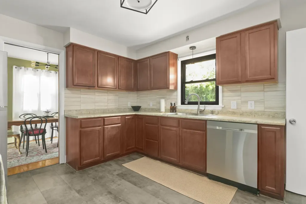1701 8th Street NW Grand Rapids City MI 49504