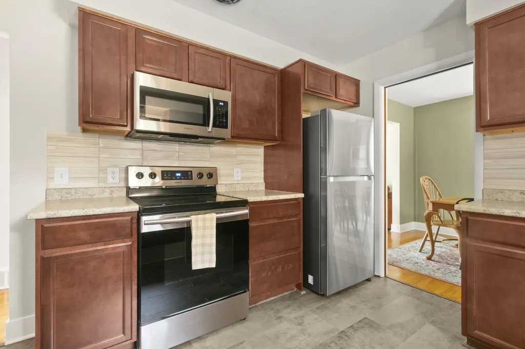 1701 8th Street NW Grand Rapids City MI 49504
