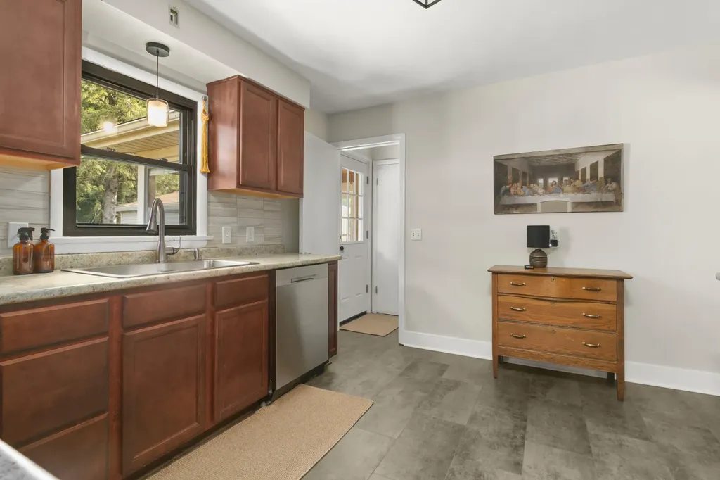1701 8th Street NW Grand Rapids City MI 49504