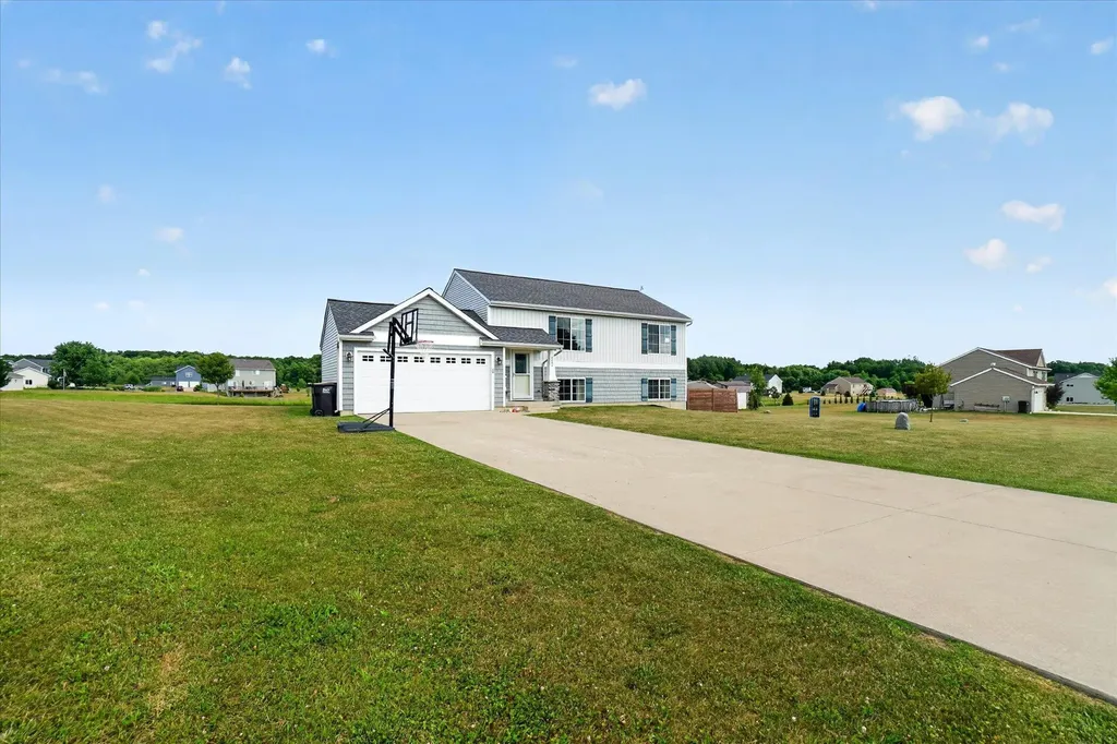 2864 Fawn Cove Avenue Irving Township MI 49333