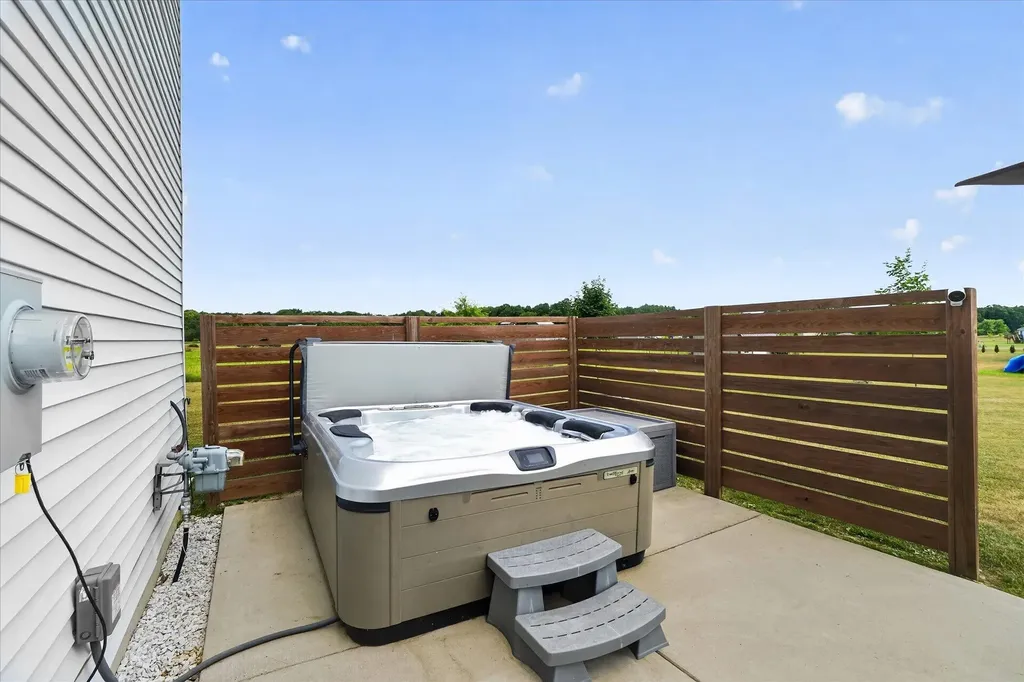 2864 Fawn Cove Avenue Irving Township MI 49333