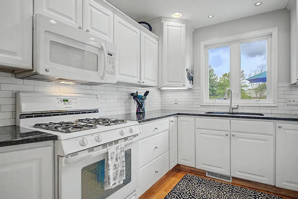 1823 S Norwalk Drive SE Grand Rapids City MI 49508
