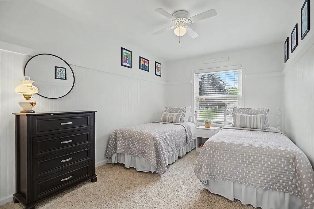 1823 S Norwalk Drive SE Grand Rapids City MI 49508