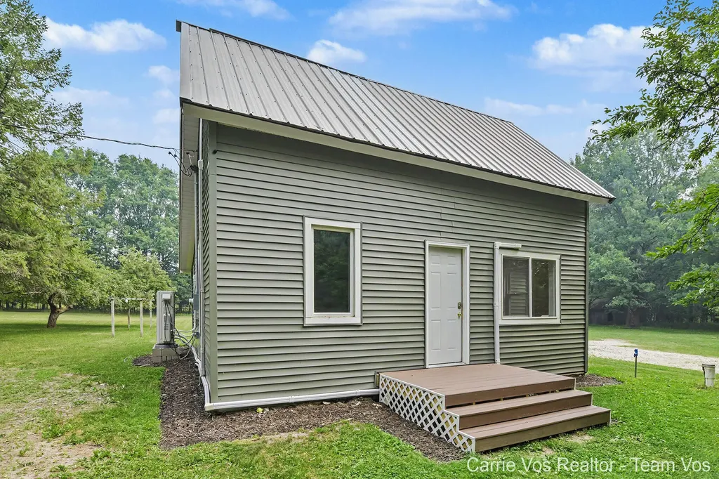 3251 E 46 Road Cherry Grove Township MI 49601