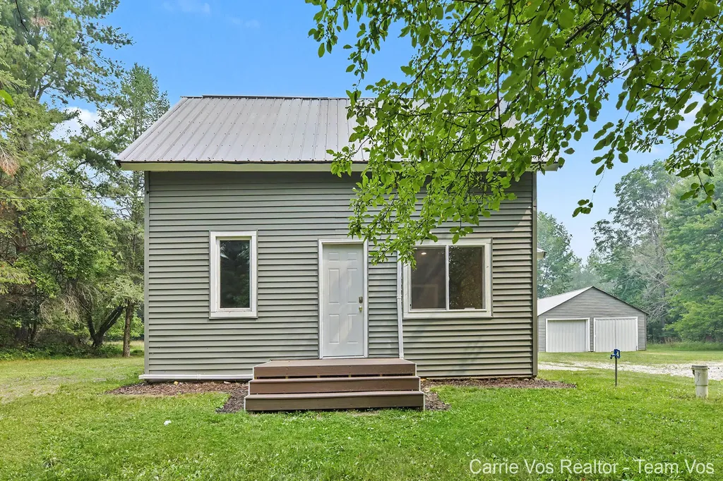 3251 E 46 Road Cherry Grove Township MI 49601