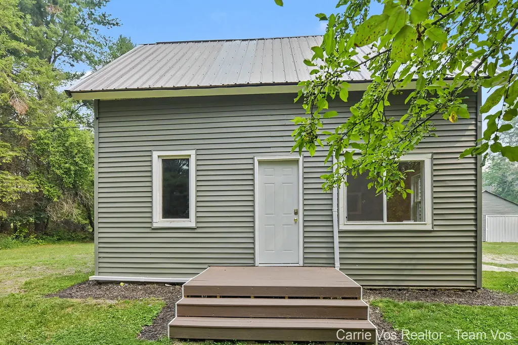 3251 E 46 Road Cherry Grove Township MI 49601