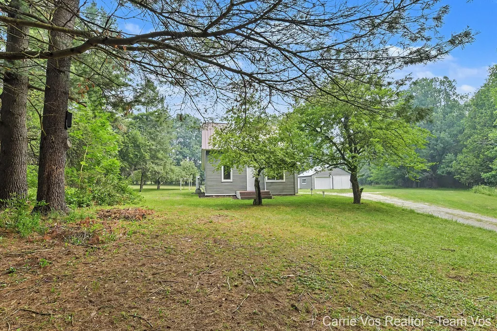 3251 E 46 Road Cherry Grove Township MI 49601