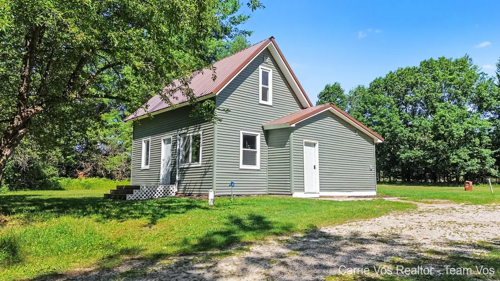 3251 E 46 Road Cherry Grove Township MI 49601