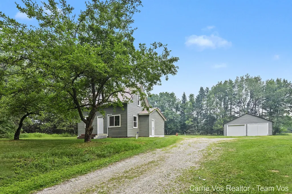 3251 E 46 Road Cherry Grove Township MI 49601