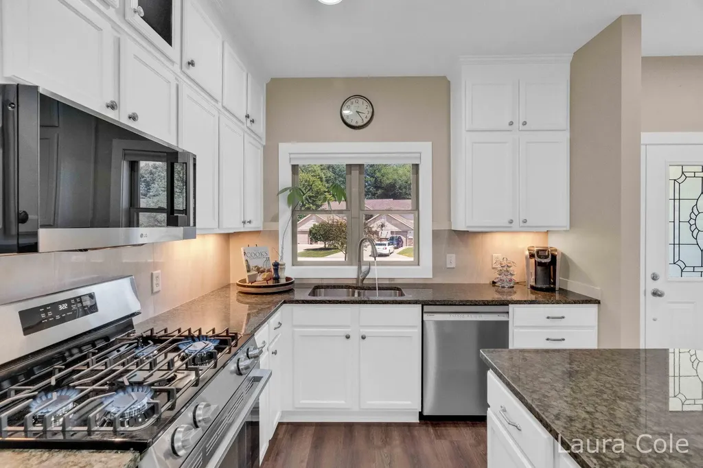 5643 W Sandalwood Circle Norton Shores City MI 49441