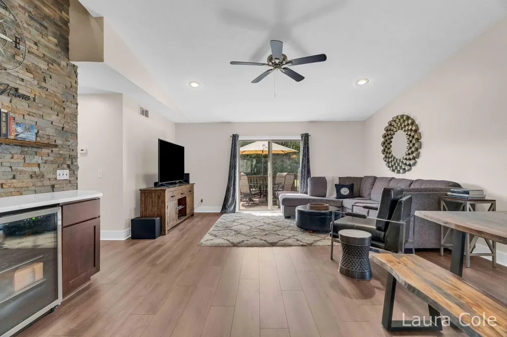 5643 W Sandalwood Circle Norton Shores City MI 49441