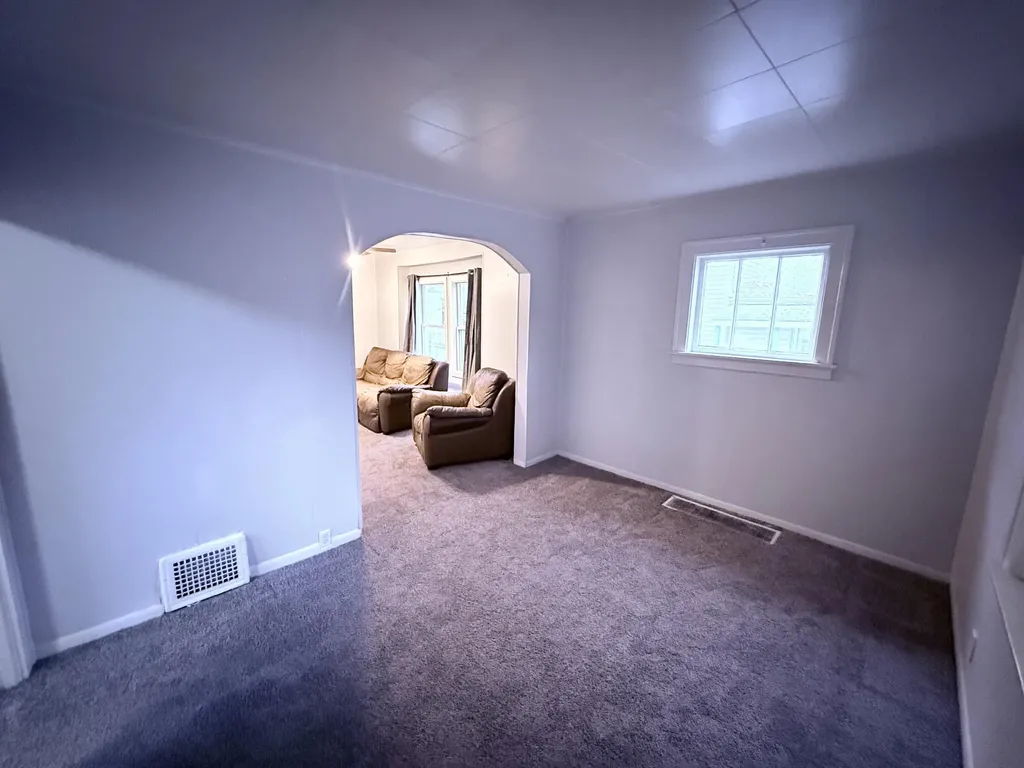 1317 Illinois Avenue Lansing City MI 48906