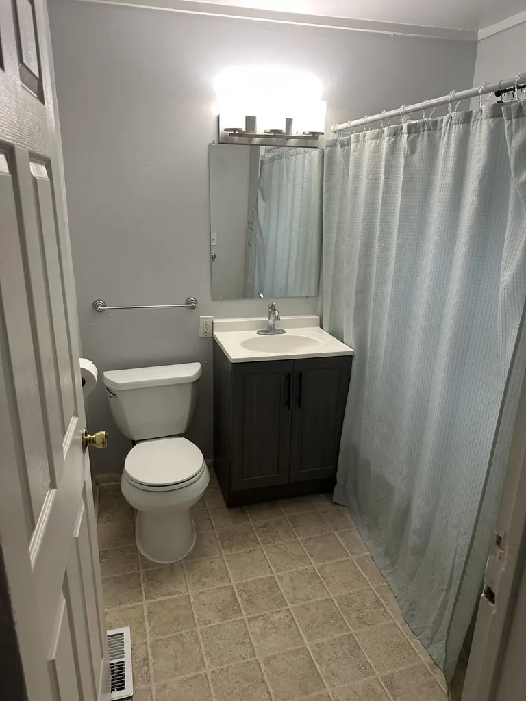 1317 Illinois Avenue Lansing City MI 48906