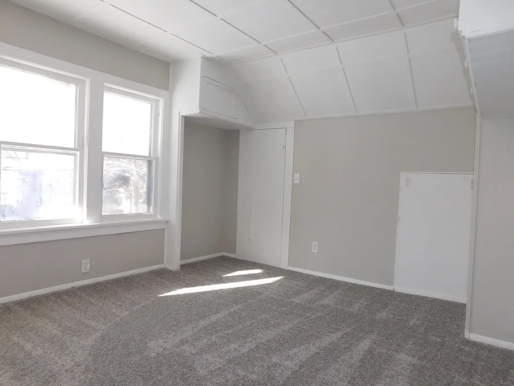 38 East Avenue N Battle Creek City MI 49017