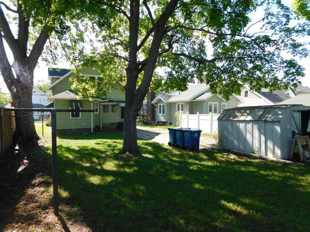 38 East Avenue N Battle Creek City MI 49017