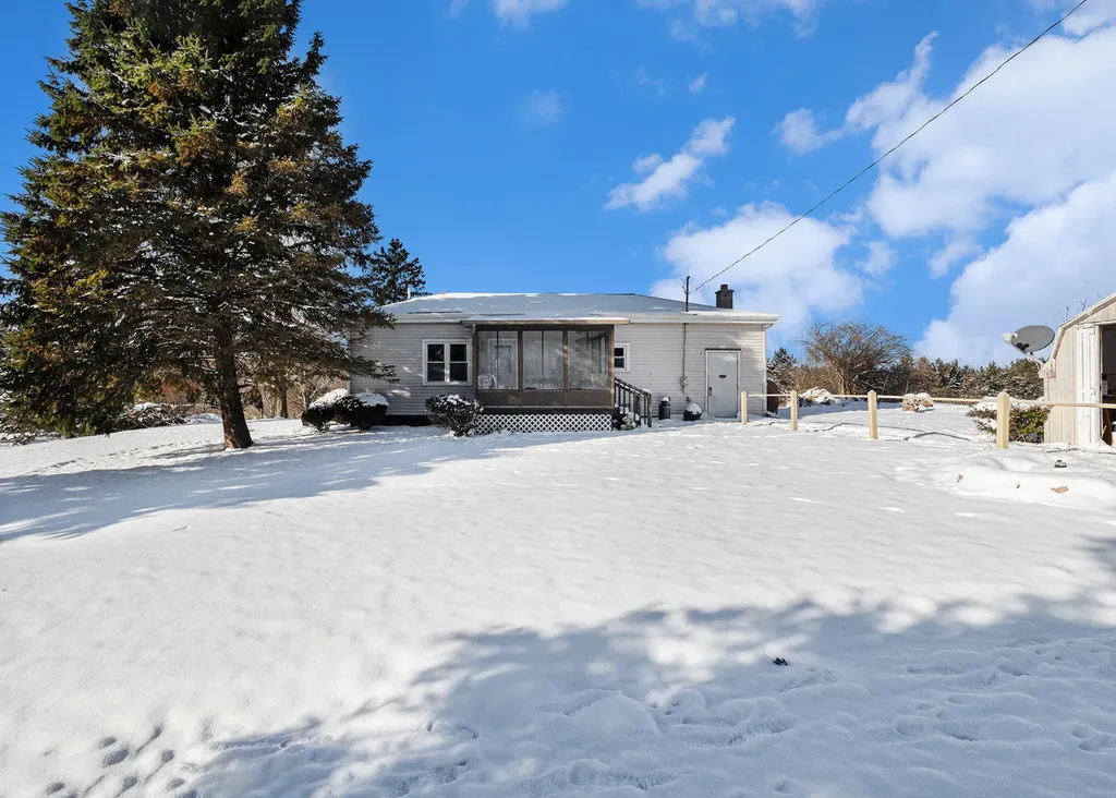 19647 L Drive N Lee Township MI 49068