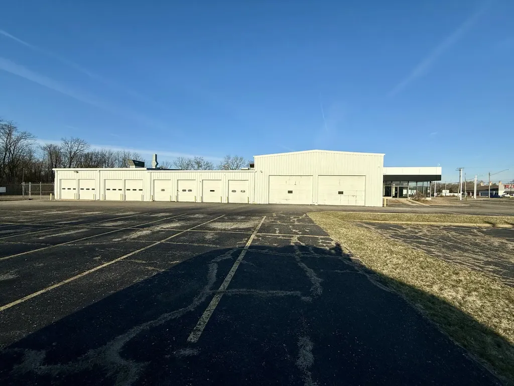 995 W Columbia Avenue Battle Creek City MI 49015