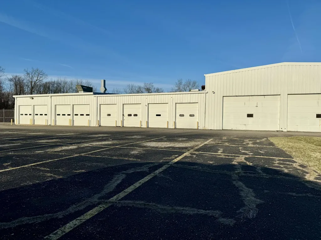 995 W Columbia Avenue Battle Creek City MI 49015
