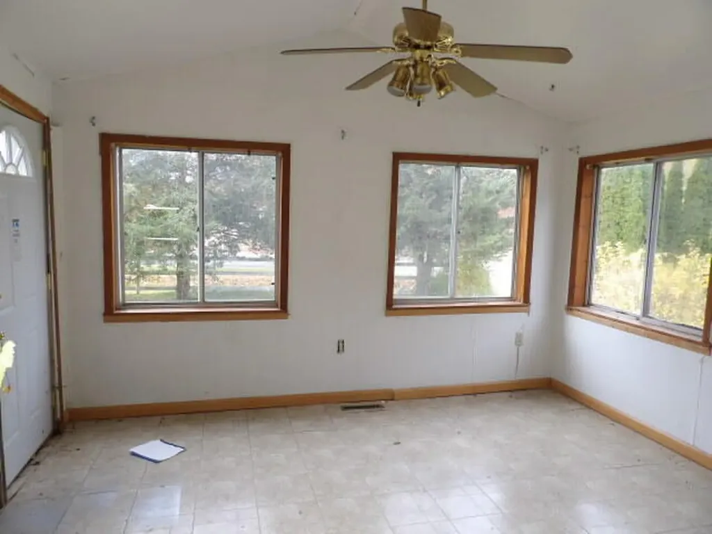 34637 76th Street Covert Township MI 49043