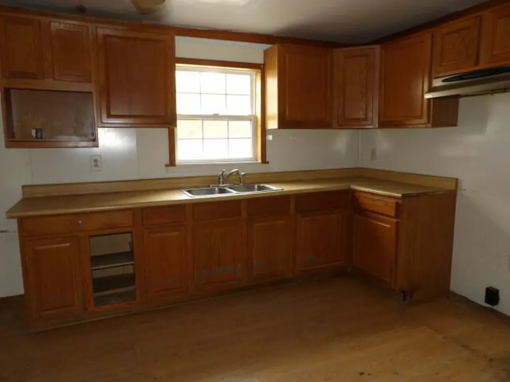 34637 76th Street Covert Township MI 49043