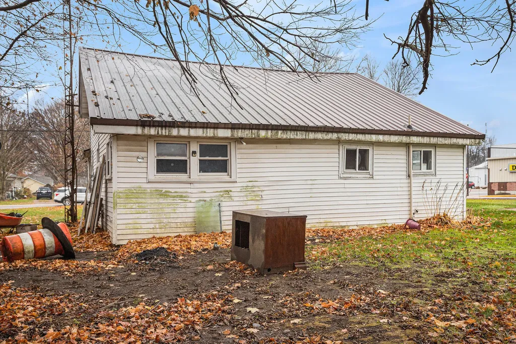207 S Capital Avenue Athens Village MI 49011