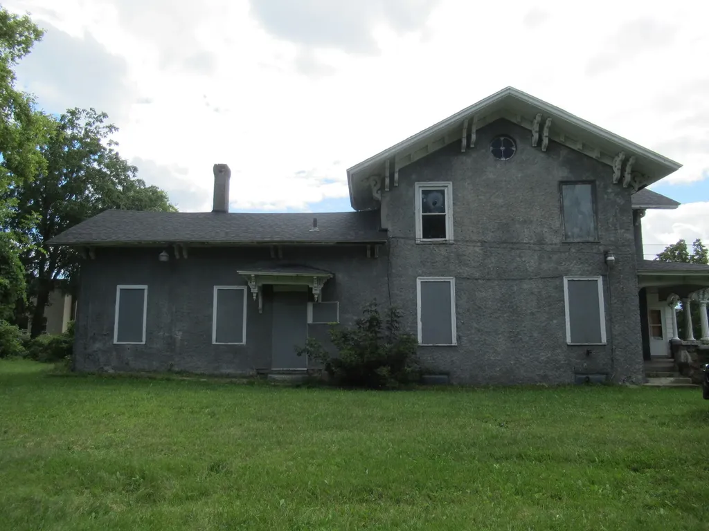 122 North Avenue Battle Creek City MI 49017