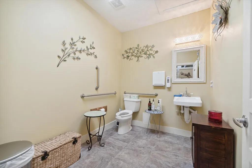 714 Main Street Emmett Charter Township MI 49014