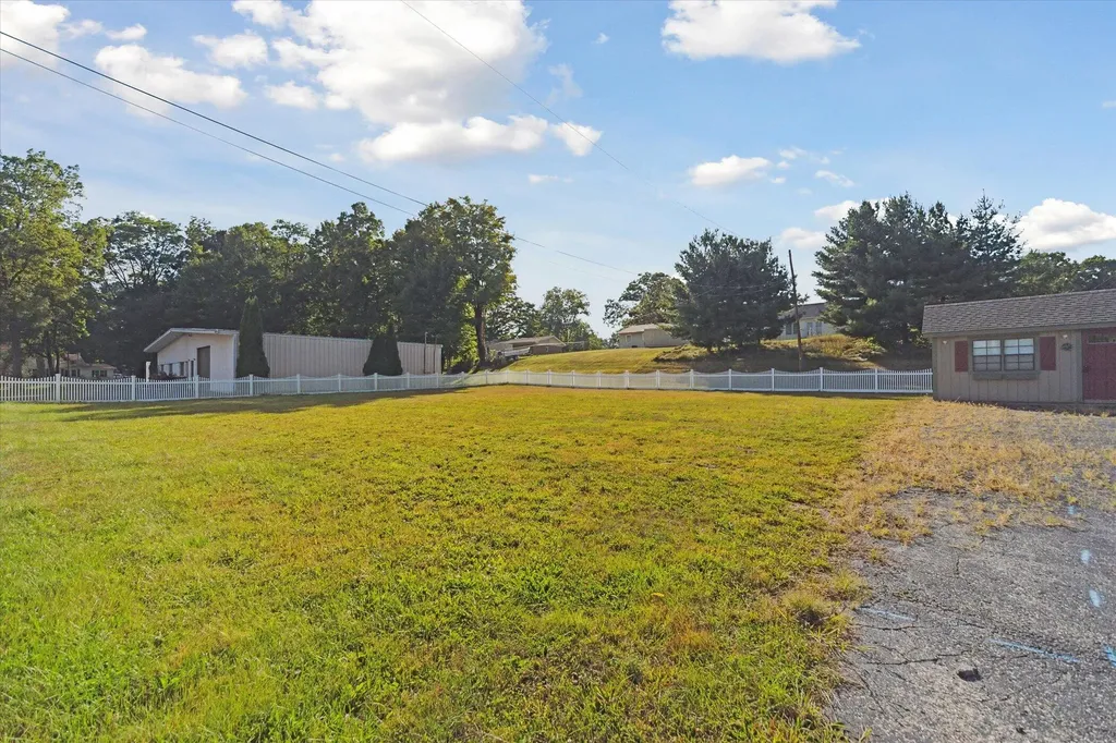 714 Main Street Emmett Charter Township MI 49014