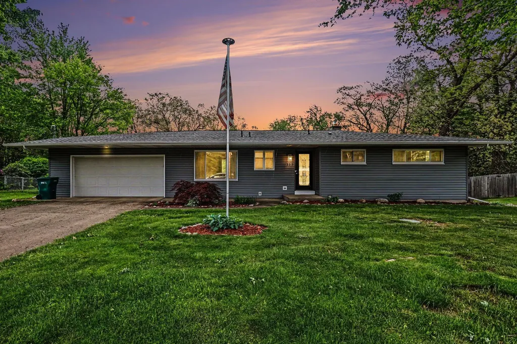313 Thelma Drive Emmett Charter Township MI 49014