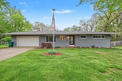 313 Thelma Drive Emmett Charter Township MI 49014