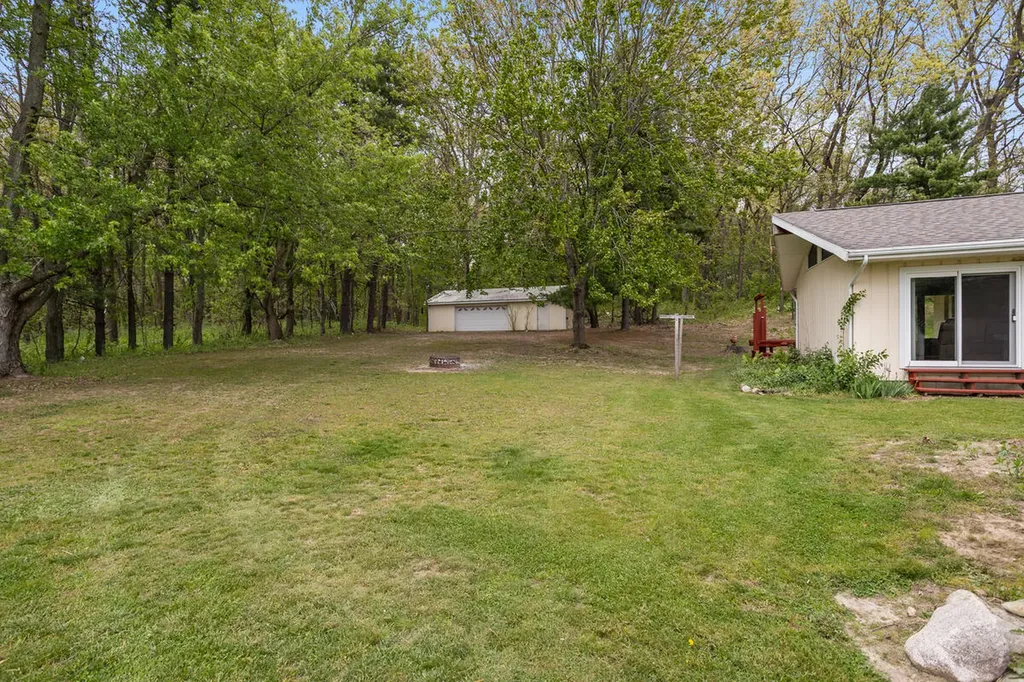 14135 Helmer Road S Battle Creek City MI 49015