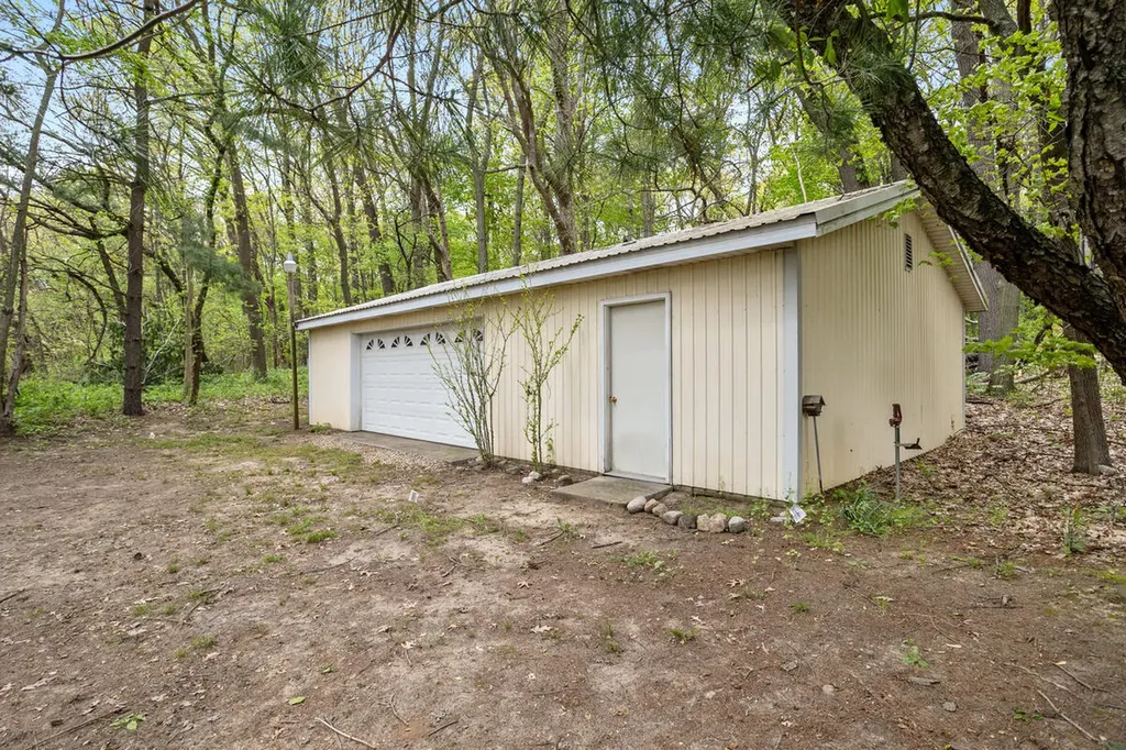 14135 Helmer Road S Battle Creek City MI 49015