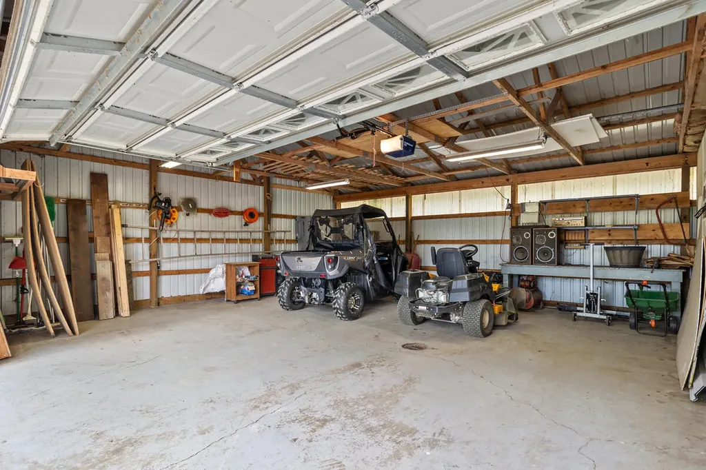 14135 Helmer Road S Battle Creek City MI 49015