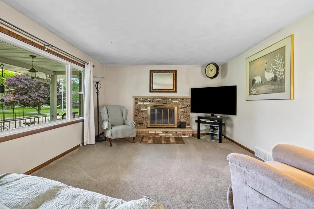 14135 Helmer Road S Battle Creek City MI 49015