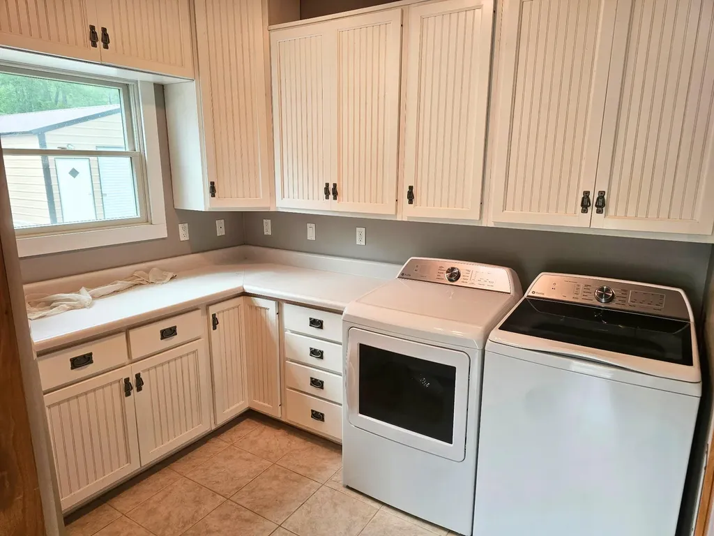 11287 Ullrey Drive Brady Township MI 49097