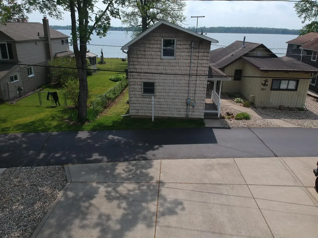11287 Ullrey Drive Brady Township MI 49097