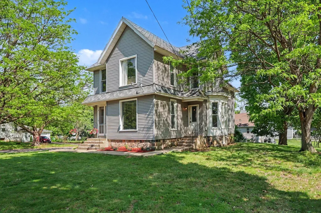 114 Irwin Avenue Albion City MI 49224