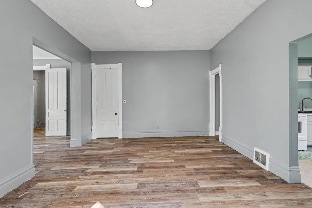 114 Irwin Avenue Albion City MI 49224