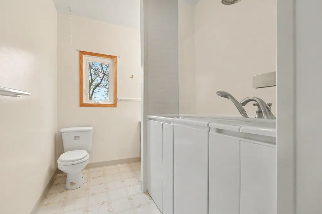 6975 S Clark Road Maple Grove Township MI 49073