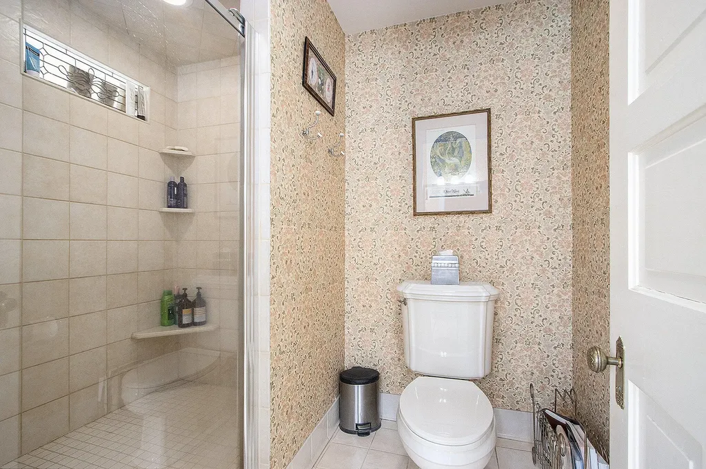 208 W Prospect Street Marshall City MI 49068