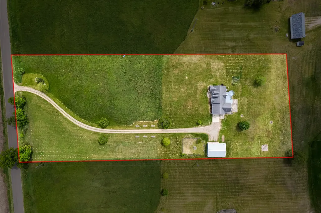 1881 9 Mile Road Burlington Township MI 49094