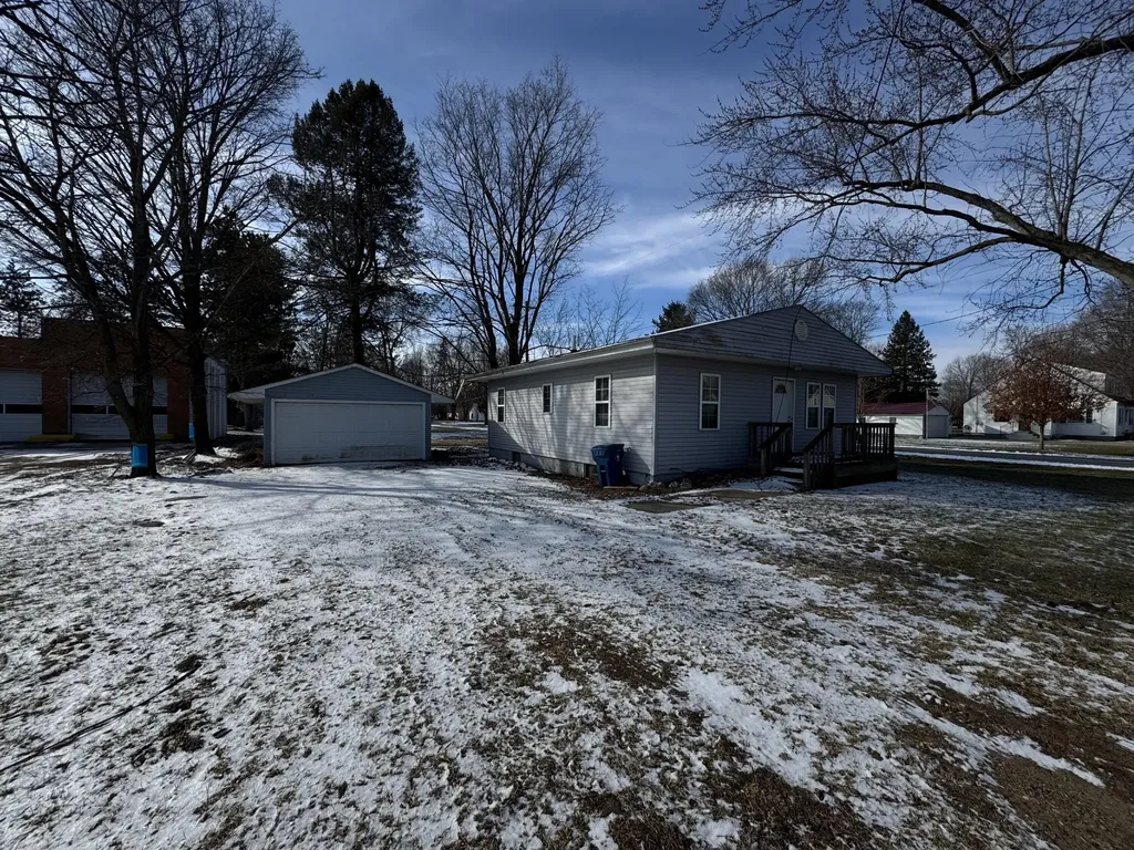 304 E South Street Athens Village MI 49011
