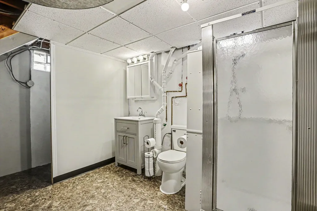 709 W Highland Boulevard Battle Creek City MI 49015