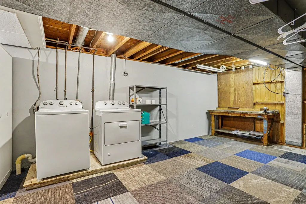 709 W Highland Boulevard Battle Creek City MI 49015