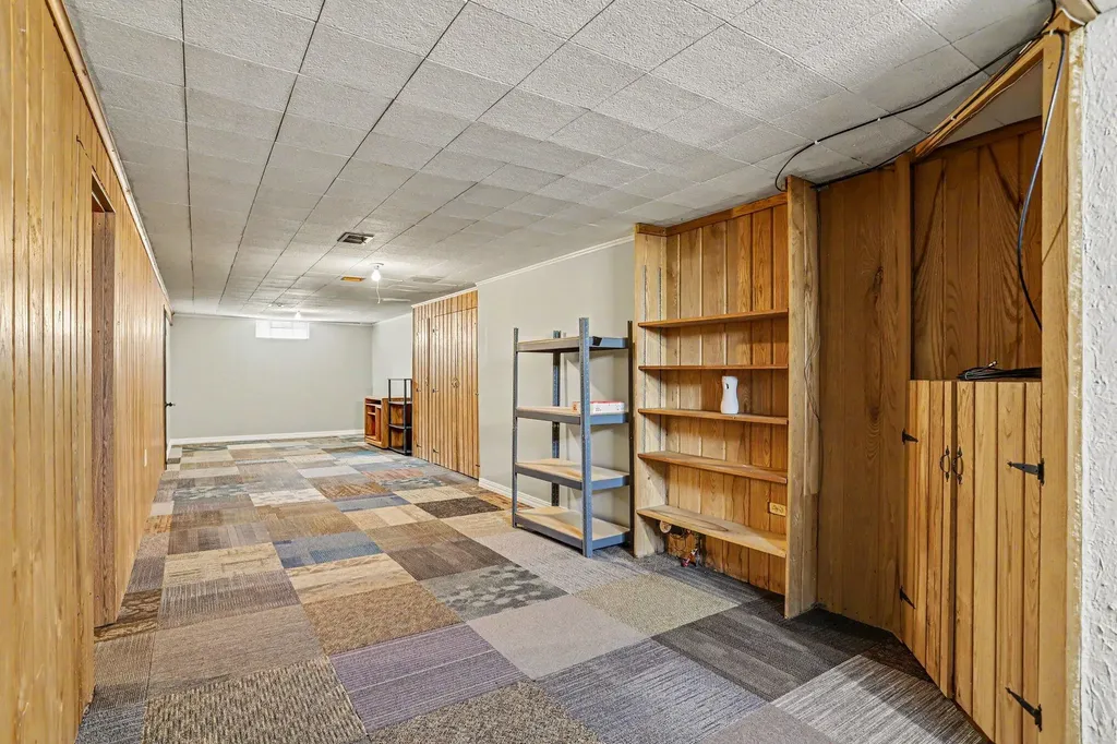709 W Highland Boulevard Battle Creek City MI 49015